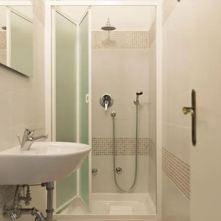Casa Valdese 3* روما